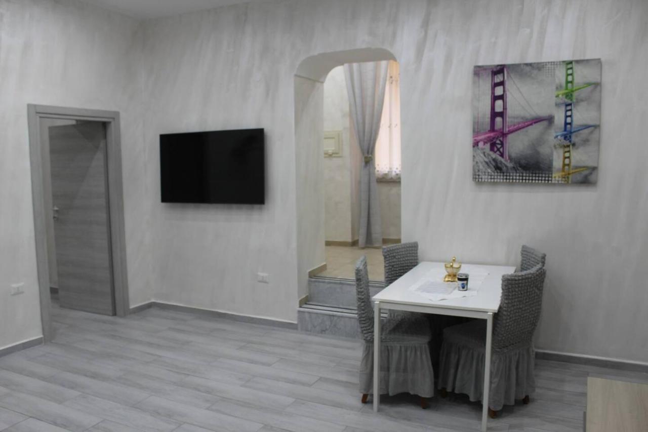 Casa Vacanza Grey Aparthotel Νάπολη Εξωτερικό φωτογραφία
